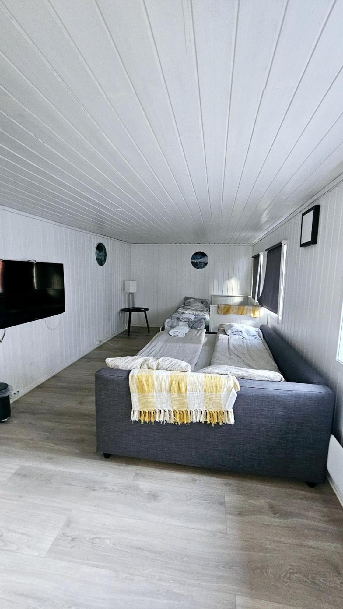 Central And Large Cosey Apartment Stavanger Esterno foto